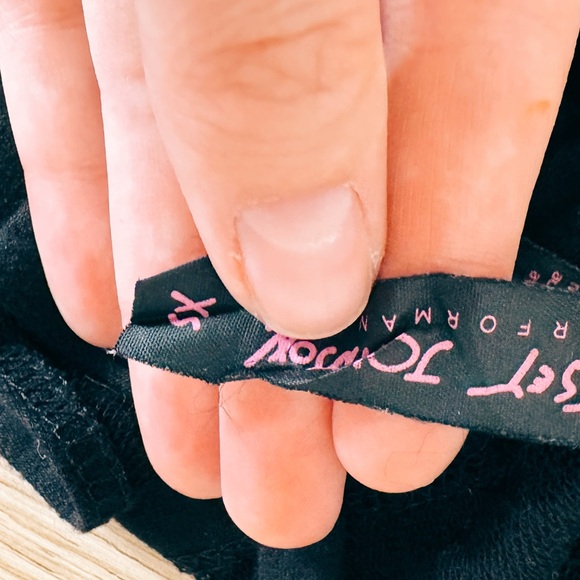 Betsy Johnson romper - Picture 4 of 4